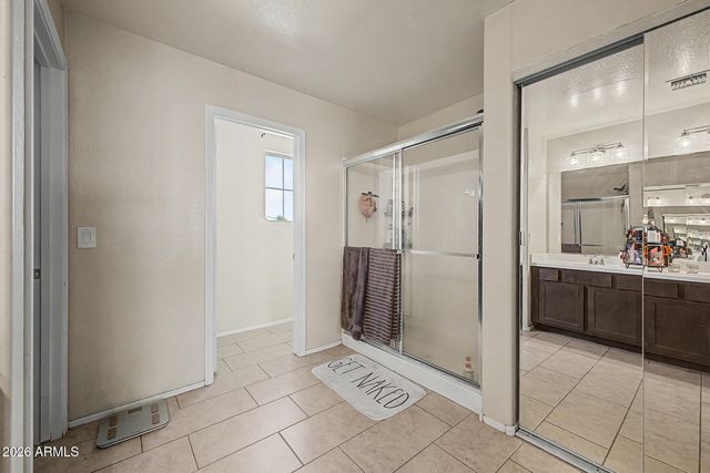 10155 W GOLDEN Lane, Peoria, AZ 85345
