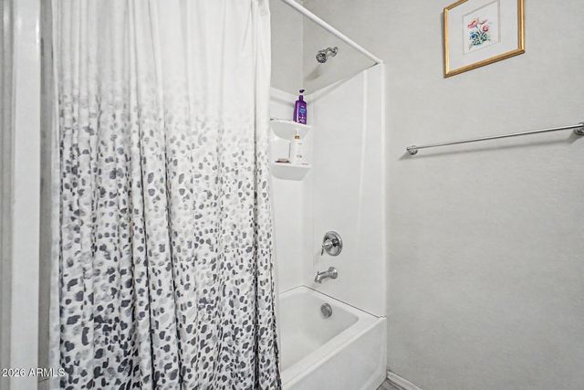 10155 W GOLDEN Lane, Peoria, AZ 85345