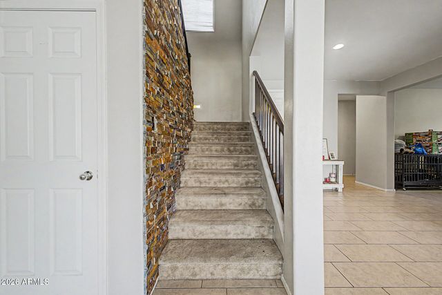 10155 W GOLDEN Lane, Peoria, AZ 85345