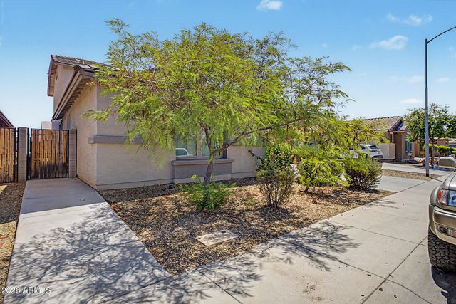 10155 W GOLDEN Lane, Peoria, AZ 85345