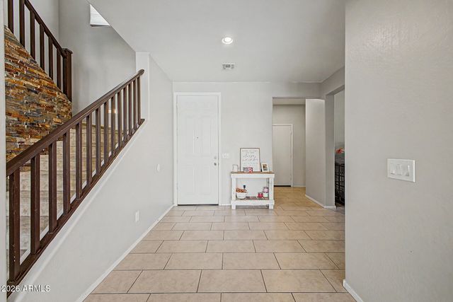 10155 W GOLDEN Lane, Peoria, AZ 85345
