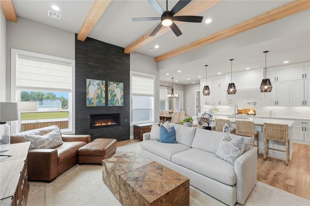 3507 SW Starburst Avenue, Bentonville, AR 72713