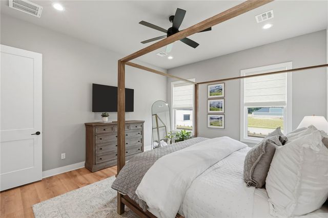 3507 SW Starburst Avenue, Bentonville, AR 72713