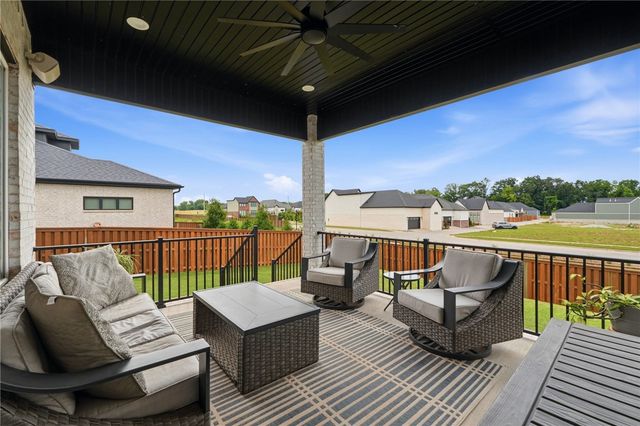 3507 SW Starburst Avenue, Bentonville, AR 72713