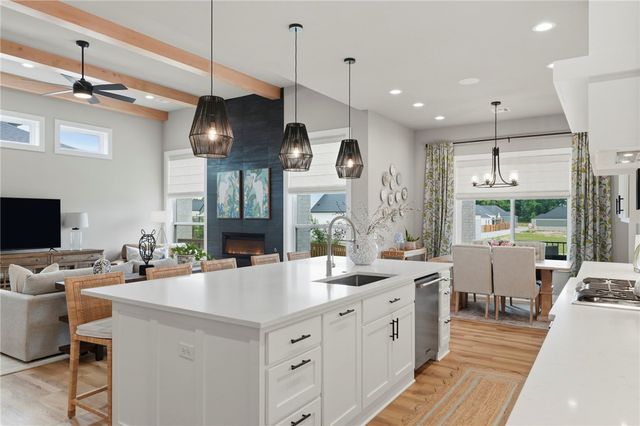 3507 SW Starburst Avenue, Bentonville, AR 72713
