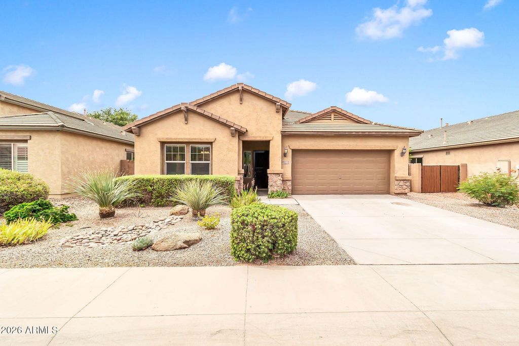 10865 E SENTIERO Avenue, Mesa, AZ 85212 — photo 2
