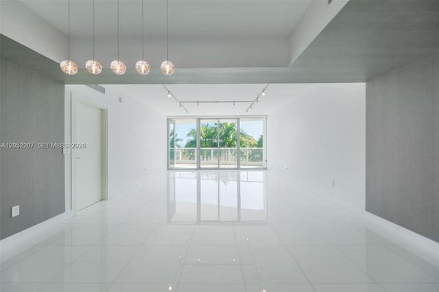 2627 S Bayshore Dr 604, Miami, FL 33133