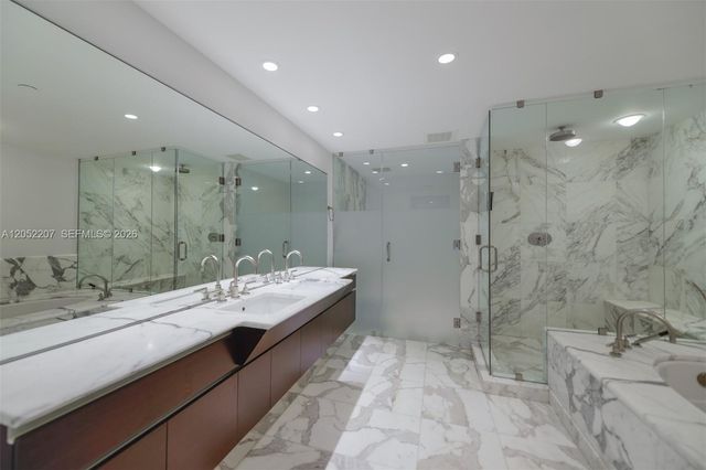 2627 S Bayshore Dr 604, Miami, FL 33133