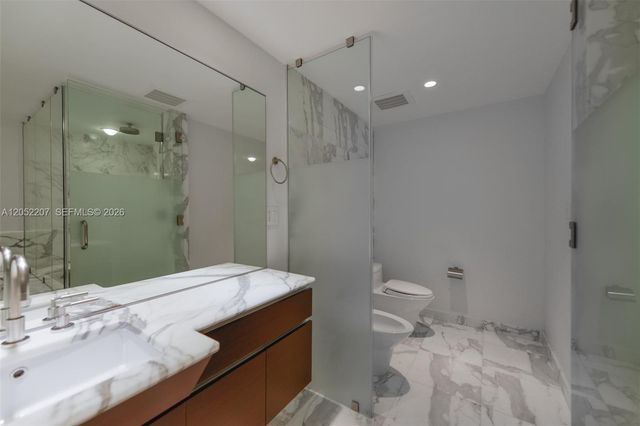 2627 S Bayshore Dr 604, Miami, FL 33133