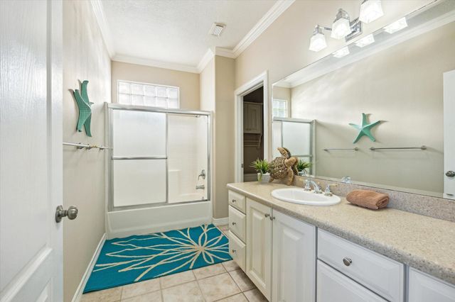 1854 Tiki Drive, Tiki Island, TX 77554