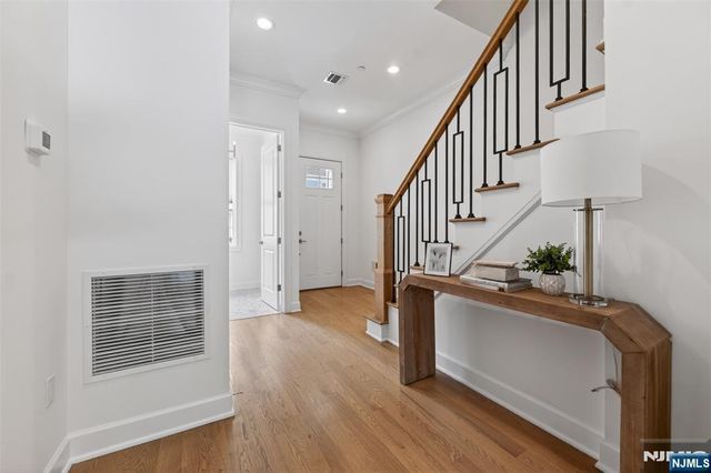 22 Gabriel Court 22, Paramus, NJ 07652