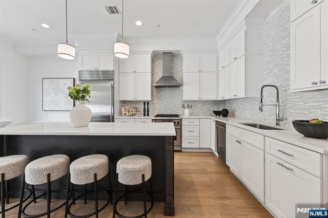 22 Gabriel Court 22, Paramus, NJ 07652