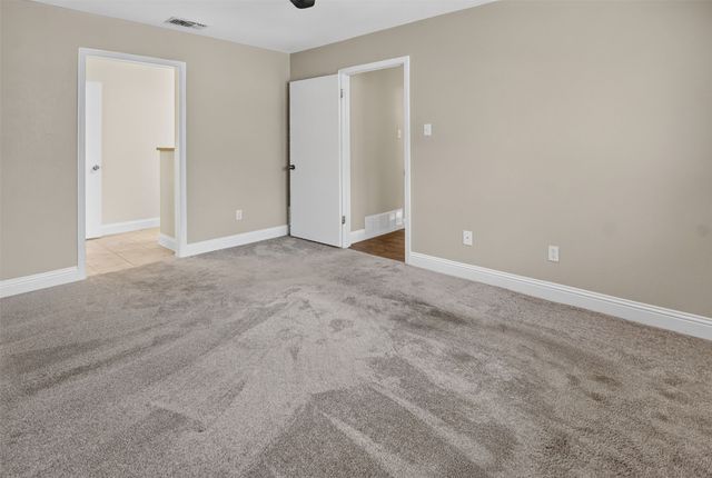 2208 Cambridge Drive, Hurst, TX 76054