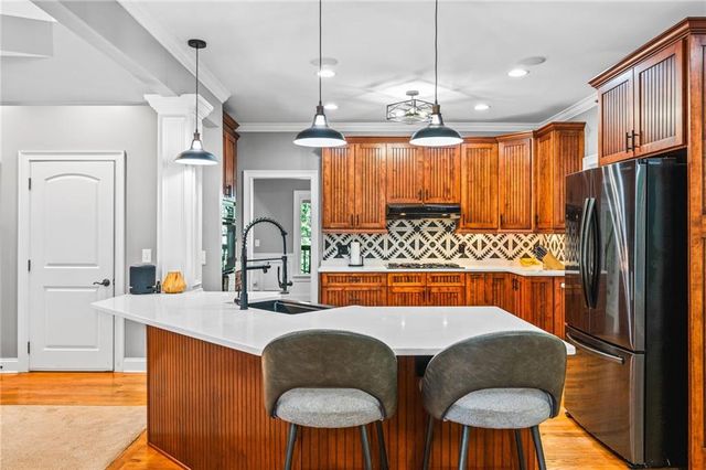 1816 Yorkshire Drive, Woodstock, GA 30189
