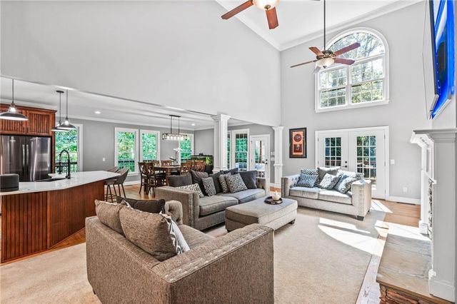 1816 Yorkshire Drive, Woodstock, GA 30189