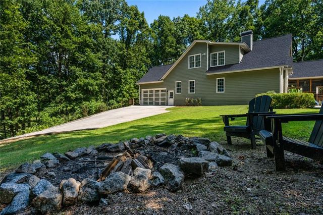 1816 Yorkshire Drive, Woodstock, GA 30189