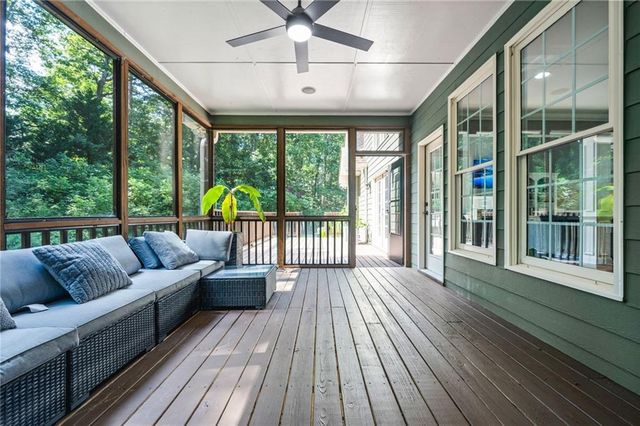 1816 Yorkshire Drive, Woodstock, GA 30189