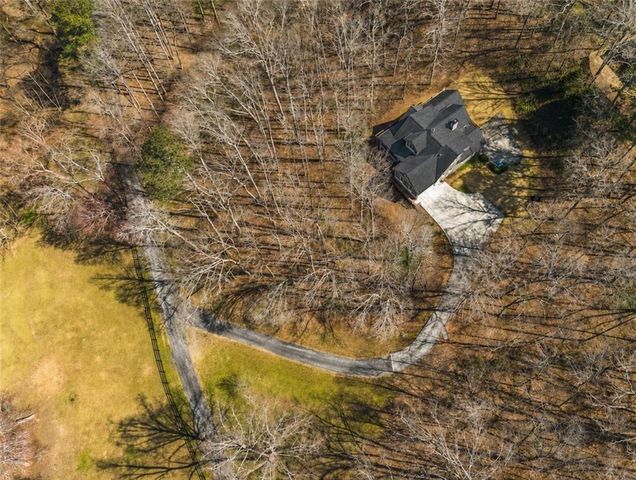 1816 Yorkshire Drive, Woodstock, GA 30189