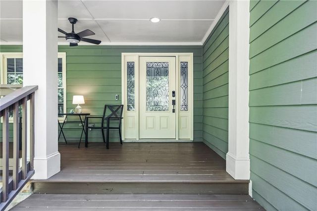 1816 Yorkshire Drive, Woodstock, GA 30189