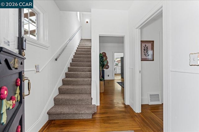 1538 Russell St, Berkeley, CA 94703