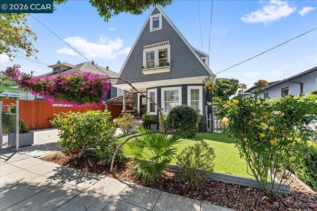 1538 Russell St, Berkeley, CA 94703