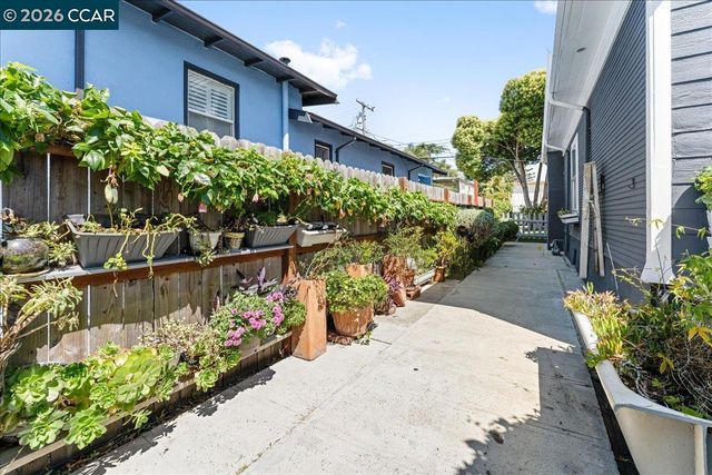1538 Russell St, Berkeley, CA 94703