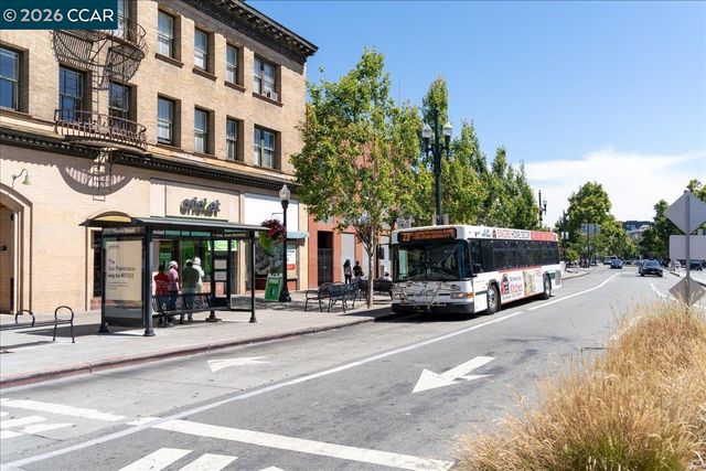 1538 Russell St, Berkeley, CA 94703