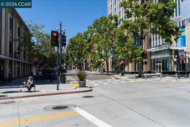 1538 Russell St, Berkeley, CA 94703