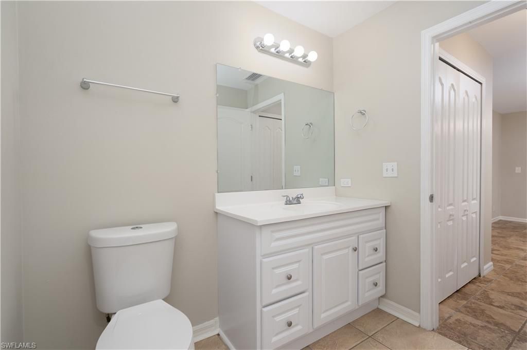 Image 11 of property listing at 1142 NW 27th PL, Cape Coral, FL 33993