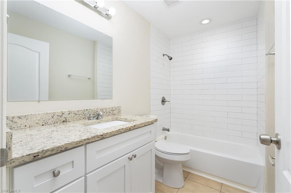 Image 15 of property listing at 1142 NW 27th PL, Cape Coral, FL 33993