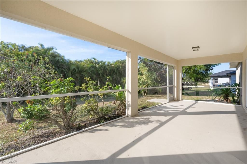 Image 18 of property listing at 1142 NW 27th PL, Cape Coral, FL 33993