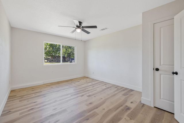9561 Garden Drive, Hanford, CA 93230