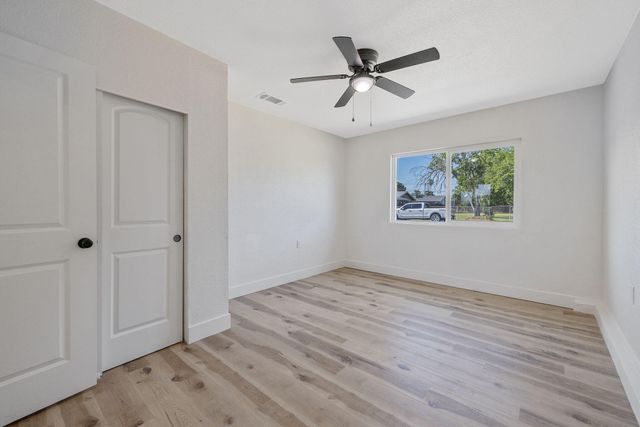 9561 Garden Drive, Hanford, CA 93230