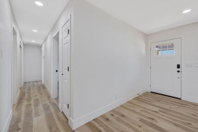 9561 Garden Drive, Hanford, CA 93230