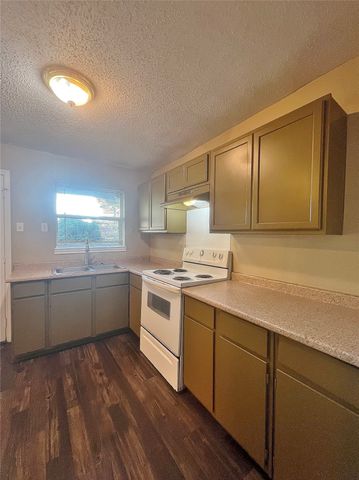 3219 Millmar Drive, Dallas, TX 75228