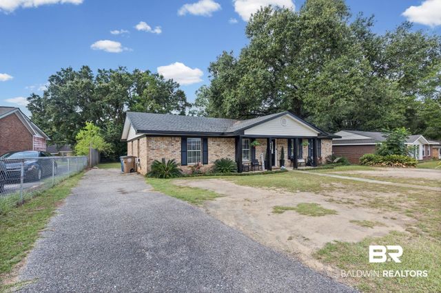 4305 Kwajalein Drive, Mobile, AL 36609