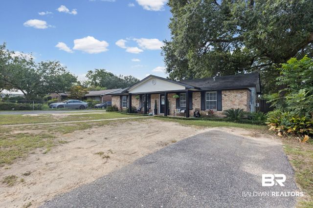 4305 Kwajalein Drive, Mobile, AL 36609