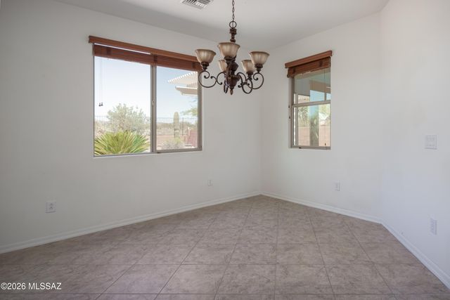 379 E Honey Bee Preserve Way, Oro Valley, AZ 85755