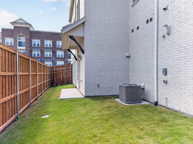 4484 Burge Avenue, Frisco, TX 75033