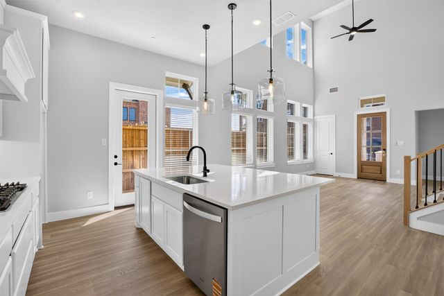 4484 Burge Avenue, Frisco, TX 75033