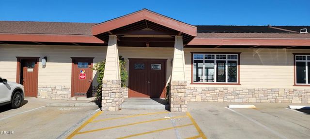 7465 Hollister 423, Goleta, CA 93117