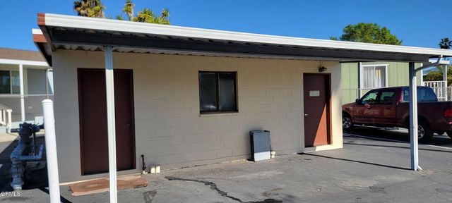 7465 Hollister 423, Goleta, CA 93117