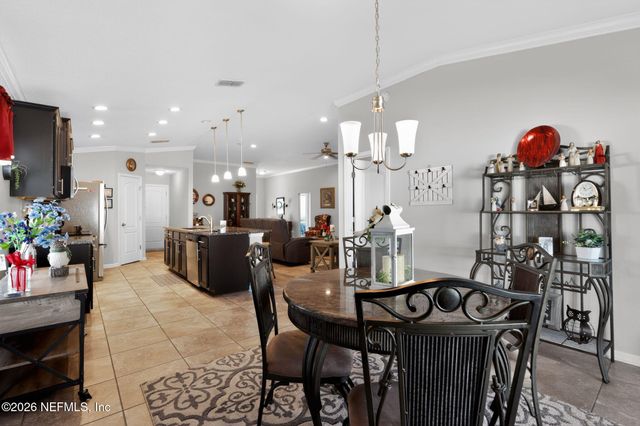 2720 SALT LAKE Drive, Jacksonville, FL 32211