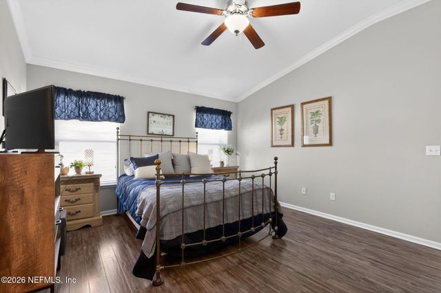 2720 SALT LAKE Drive, Jacksonville, FL 32211