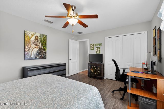 2720 SALT LAKE Drive, Jacksonville, FL 32211