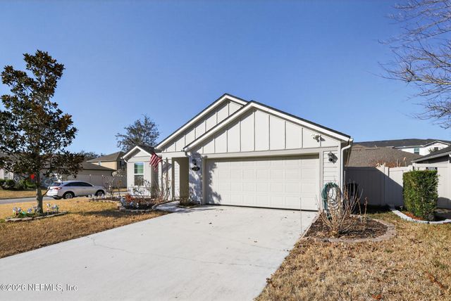 2720 SALT LAKE Drive, Jacksonville, FL 32211