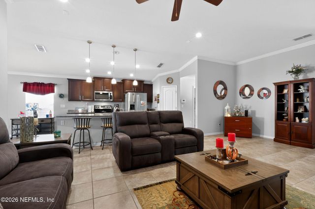 2720 SALT LAKE Drive, Jacksonville, FL 32211