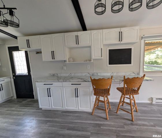 306 PONTIAC Road, Marquette Heights, IL 61554