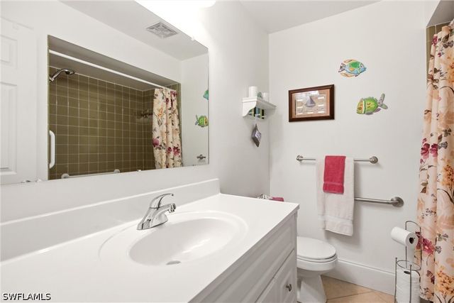 180 Harrison RD 3, Naples, FL 34112