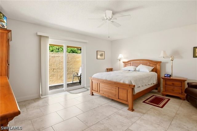 180 Harrison RD 3, Naples, FL 34112